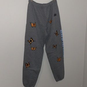 By Samii Ryan sweats